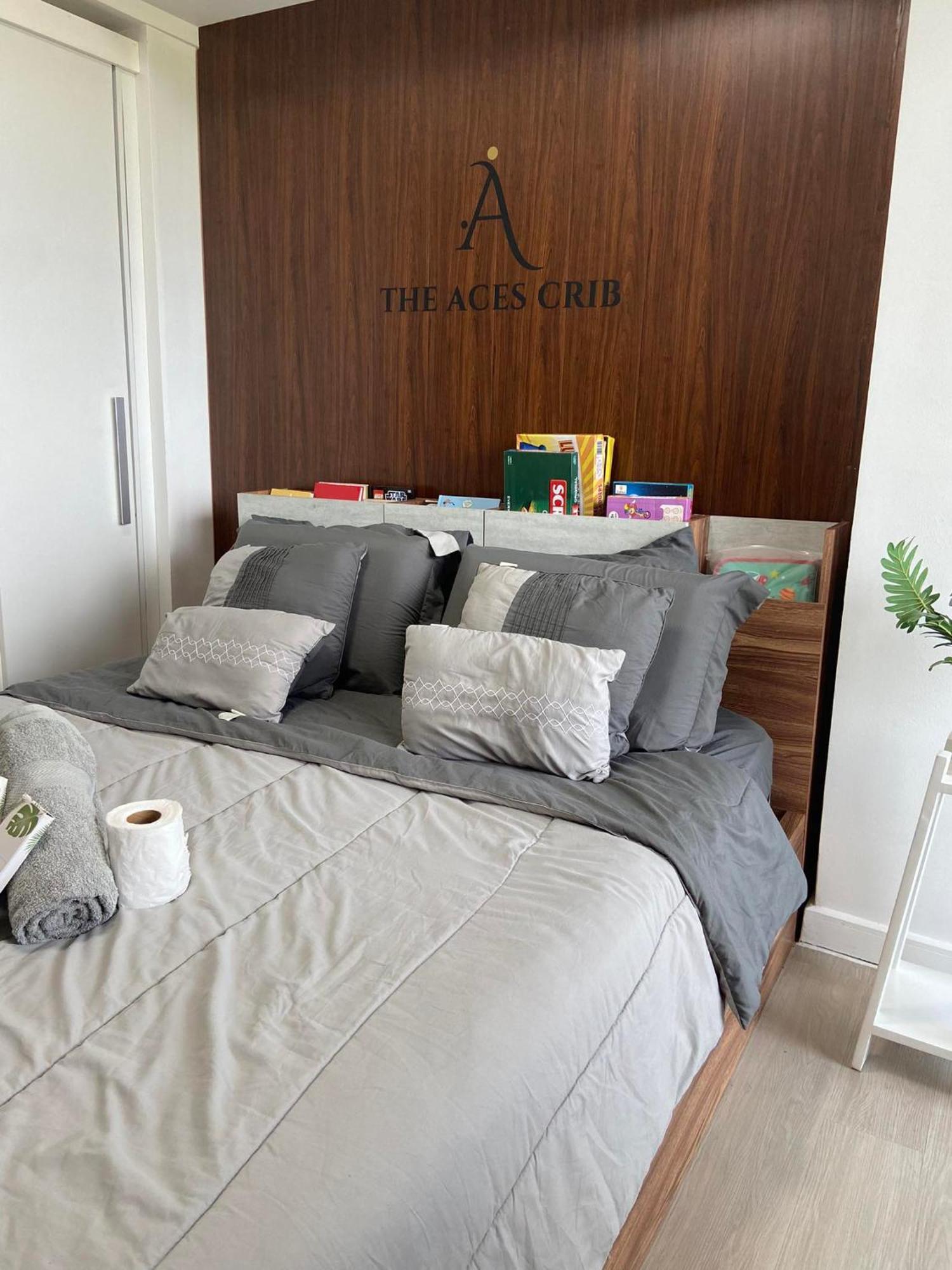 The Aces Crib At Azure North Pampanga Aparthotel Exterior photo